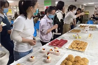 春暖花開(kāi)季，相約女神節(jié)，華逸府邀您共享美好食光！